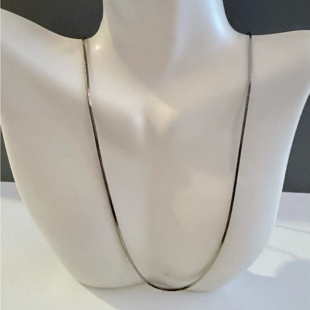 Sterling Silver Square Snake Chain 925 24 Inches 1mm 7.6 Grams